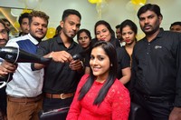 Rashmi Gautam Launches Be You Salon at Kondapur